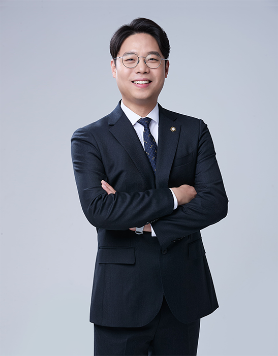 S.C. Kim